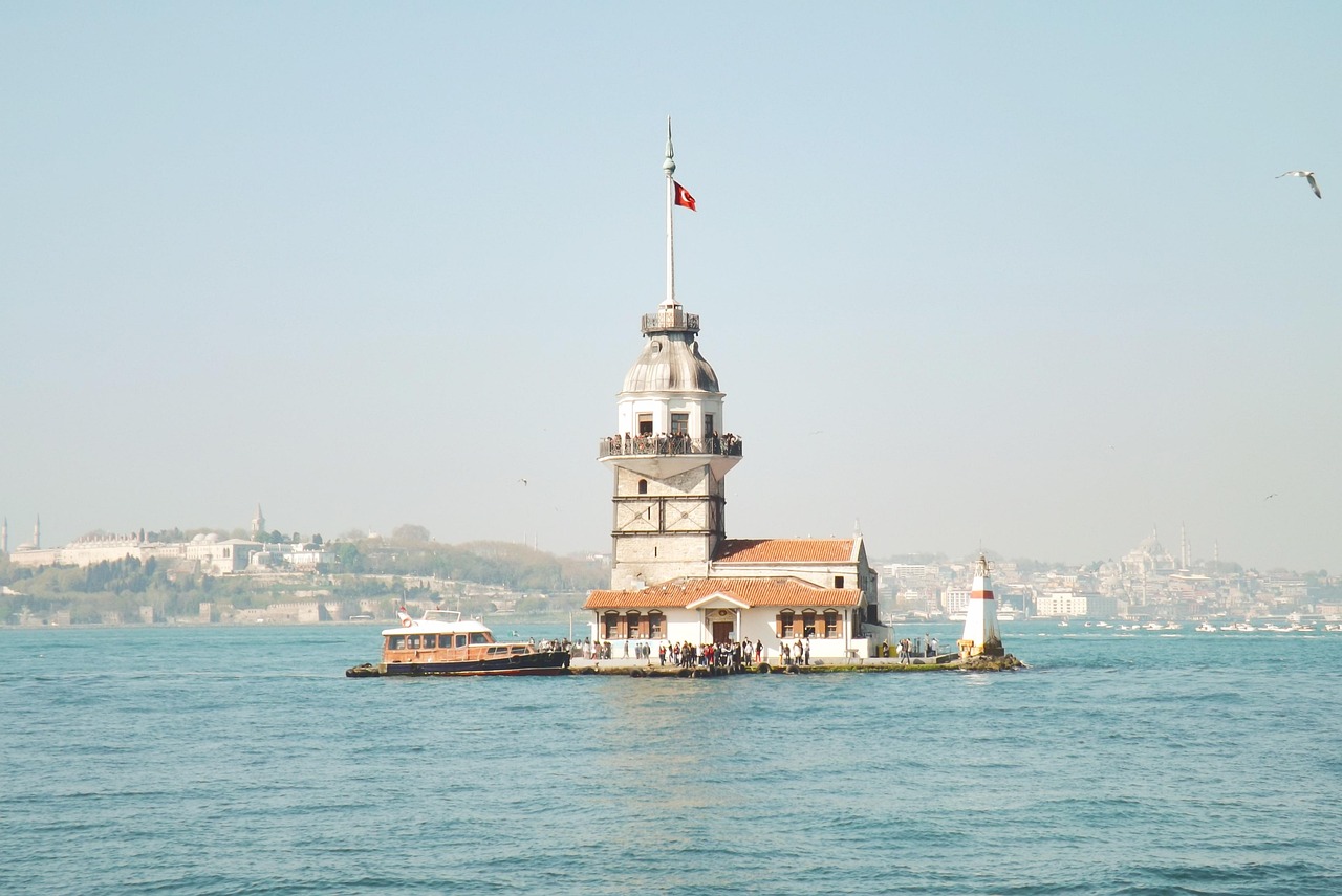 Işık Kulesi ile Geceyi Aydınlatmanın Yolları